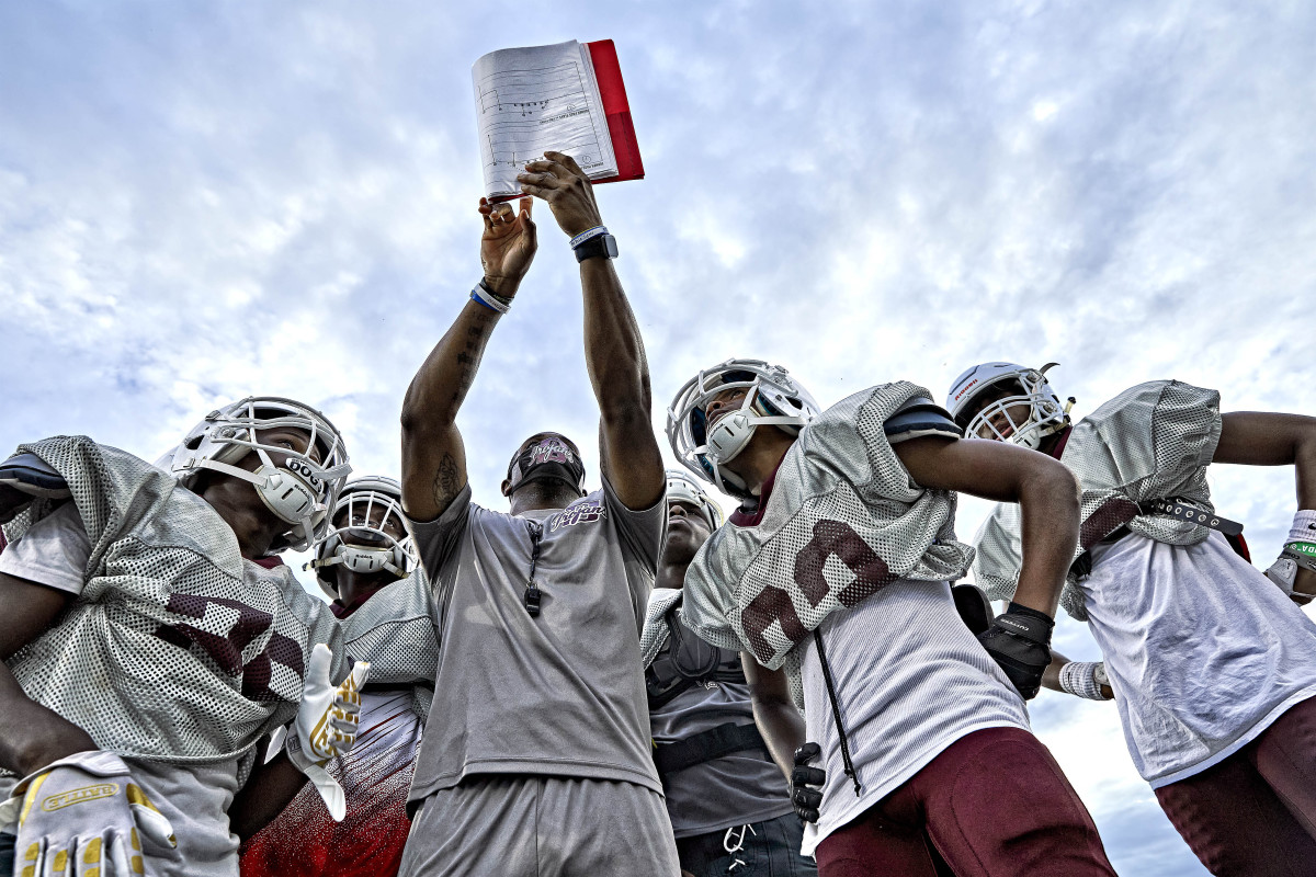 Jones, an offensive assistant, put team before family, for everyone's safety.